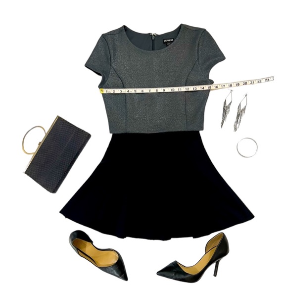 Express Top - NWT - Picture 4 of 5